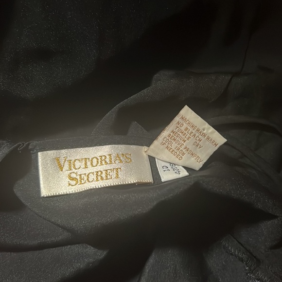 🔥3 for $25🔥 (EUC) BLACK VICTORIA SECRETS NIGHTGOWN SZ S - Picture 4 of 4